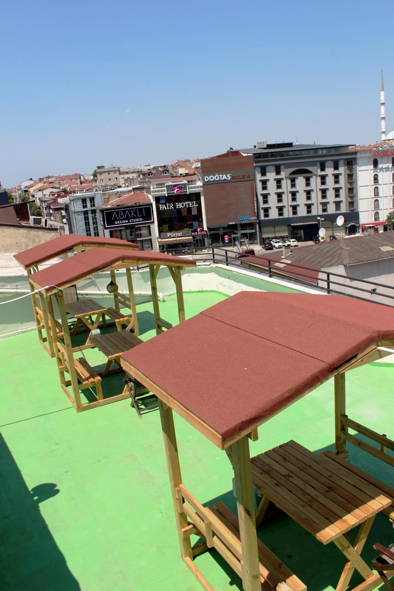 White Crown Apartman Ve Yasam Merkezi Istambul Exterior foto